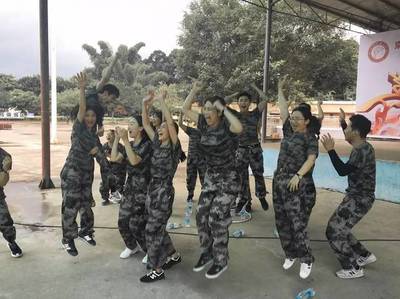 棒谷啟辰星 聚是一團(tuán)火，散是滿天星，組織表演活動(dòng)彰顯棒谷人風(fēng)采
